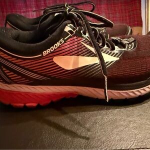 Brooks Black and Red Athletic Shoes